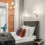 Bob W Centre - Avangard Apartament Tallin