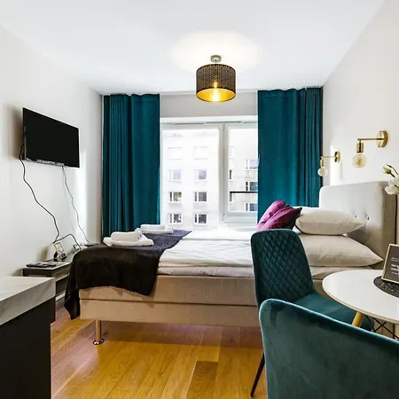 Bob W Centre - Avangard Apartman *