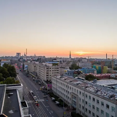 Bob W Centre - Avangard
