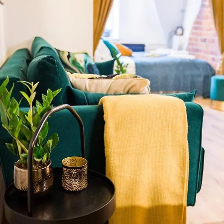 Bob W Centre - Avangard Apartman *