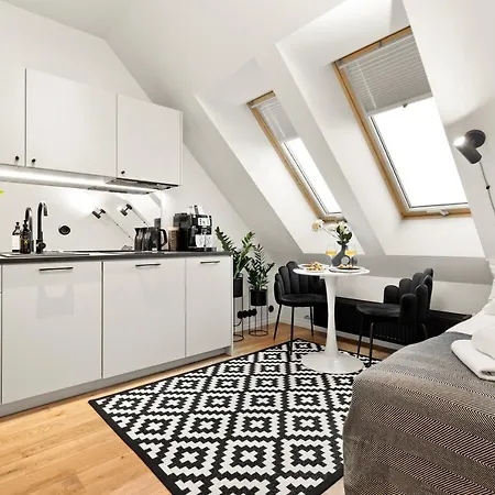 Bob W Centre - Avangard