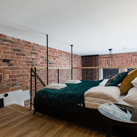 Bob W Centre - Avangard Apartment Tallinn