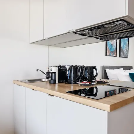 Bob W Centre - Avangard Apartman Tallinn