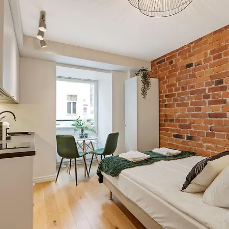 Bob W Centre - Avangard Apartman Tallinn