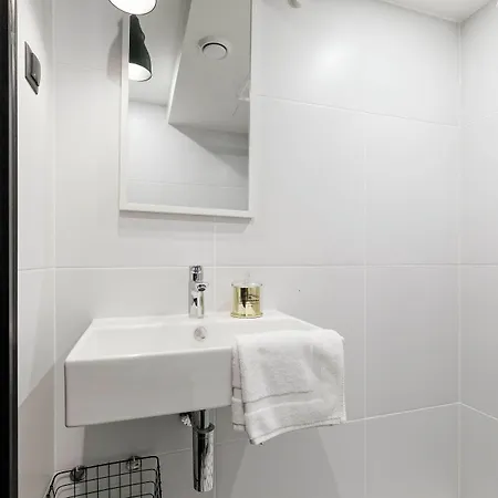 Bob W Centre - Avangard Apartment *