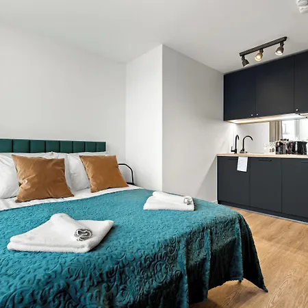 Bob W Centre - Avangard Apartment *