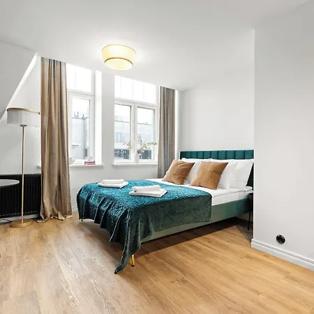 Bob W Centre - Avangard Apartment *