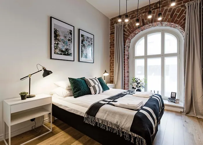 Bob W Centre - Avangard * タリン