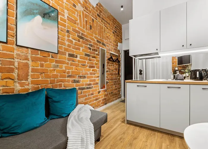 Bob W Centre - Avangard * タリン