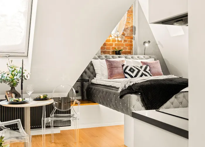 Bob W Centre - Avangard