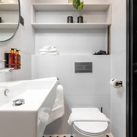 Bob W Centre - Avangard Apartment Tallinn