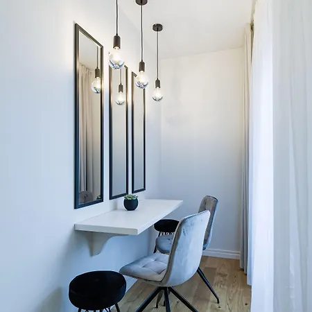 Bob W Centre - Avangard Apartment Tallinn