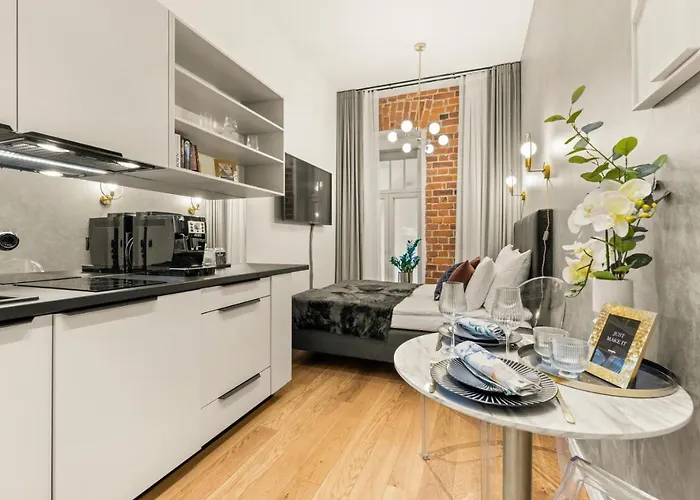 Bob W Centre - Avangard Apartament *