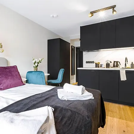 Апартаменти Bob W Centre - Avangard