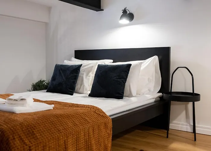 Апартаменти Bob W Centre - Avangard