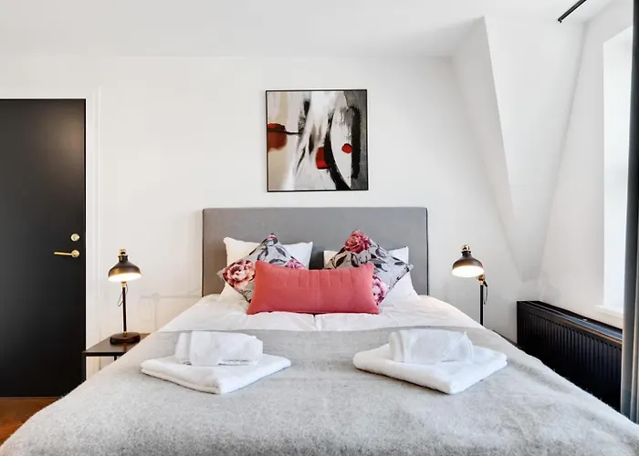 Апартаменти Bob W Centre - Avangard *