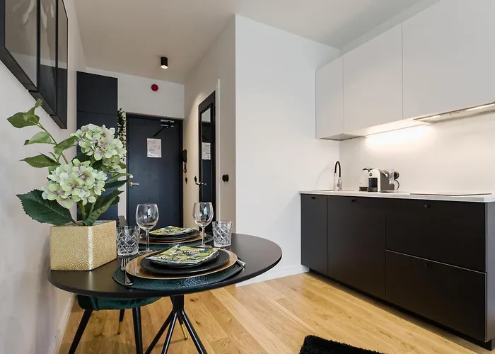 Bob W Centre - Avangard * Таллінн